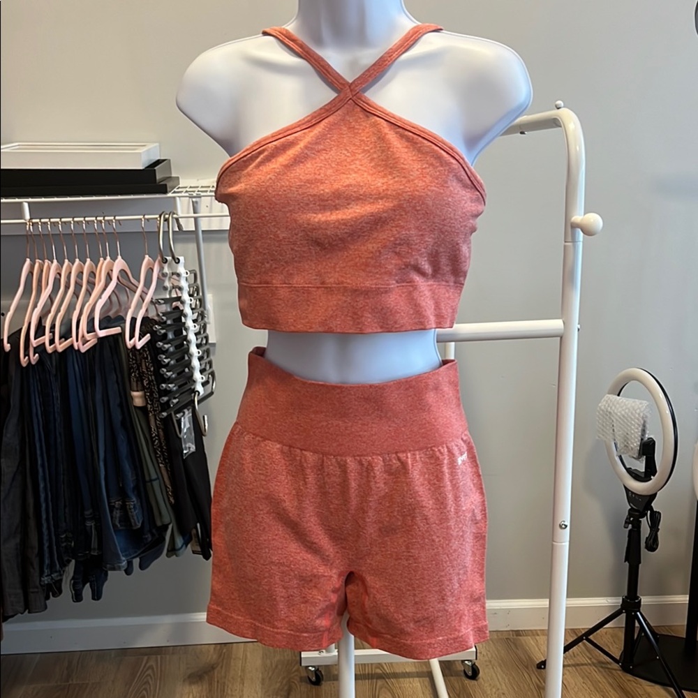 NWT Bo+Tee Women's Cross-Back Coral Set Sports Bra and Shorts
